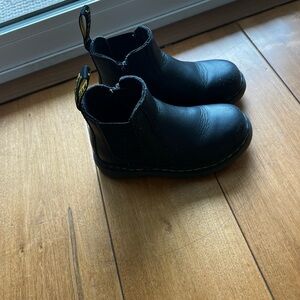 Black Leather Chelsea Boots